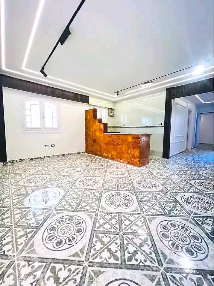 https://aqarmap.com.eg/ar/listing/7091093-for-sale-alexandria-al-agamy-shataa-el-nakheel-street-45