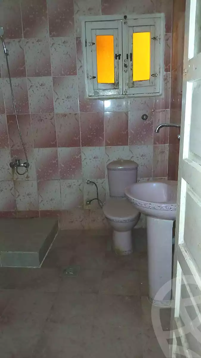 https://aqarmap.com.eg/en/listing/7091200-for-sale-alexandria-al-agamy-el-hanouvel-el-warsha-st
