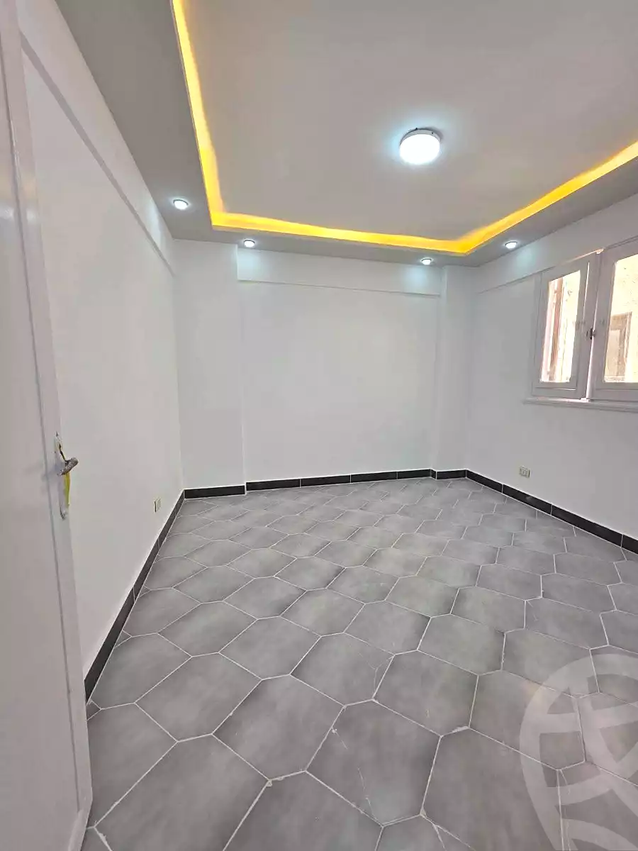 https://aqarmap.com.eg/ar/listing/7091247-for-sale-alexandria-al-agamy-shataa-el-nakheel