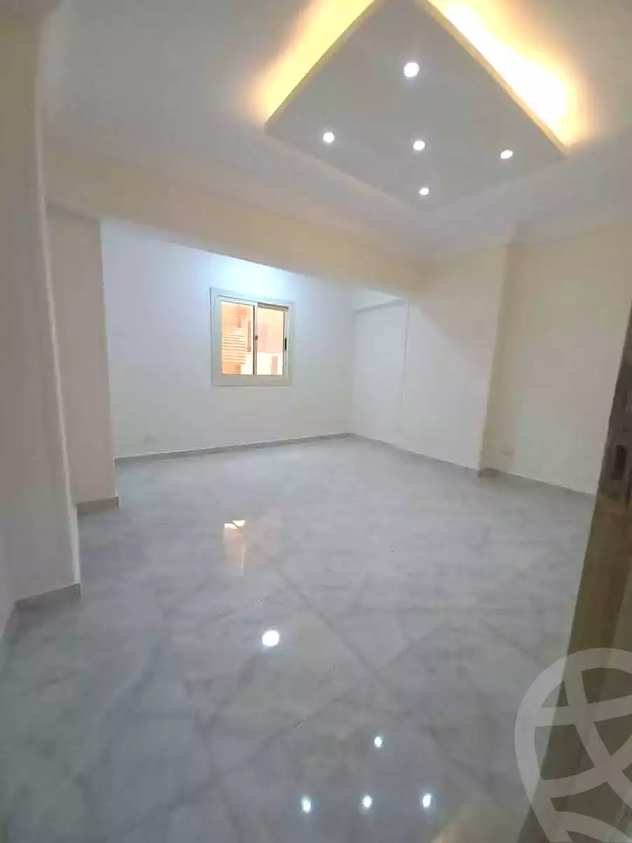 https://aqarmap.com.eg/ar/listing/7091274-for-sale-alexandria-sydy-bshr-sydy-bshr-bhry-shr-mhmd-njyb
