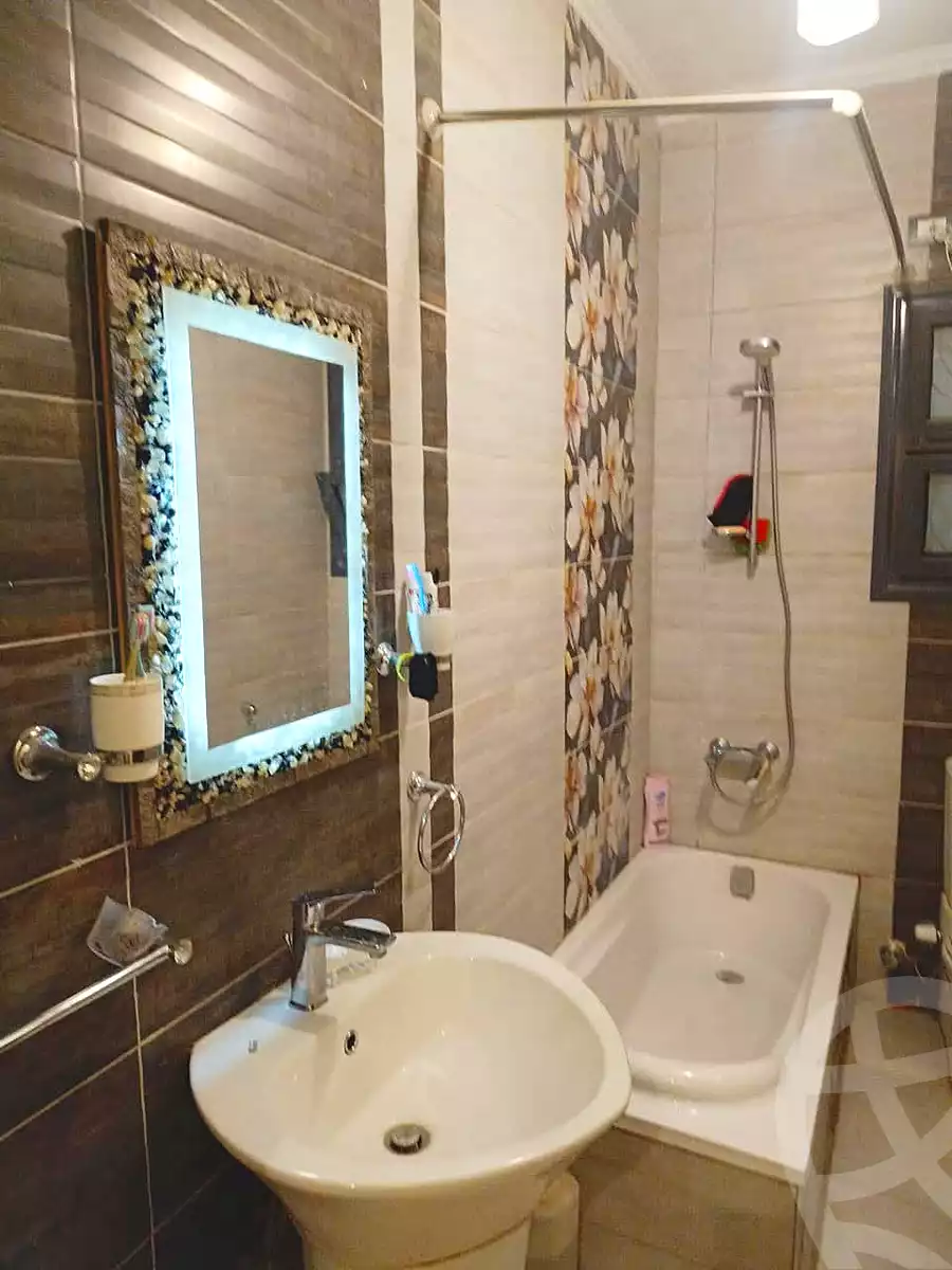 https://aqarmap.com.eg/ar/listing/7091441-for-sale-cairo-elnozha-Streettt-27