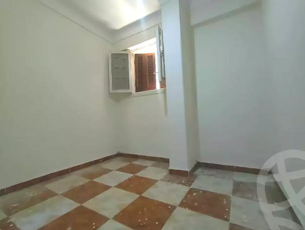 https://aqarmap.com.eg/en/listing/7091865-for-sale-alexandria-el-mandara-shr-30