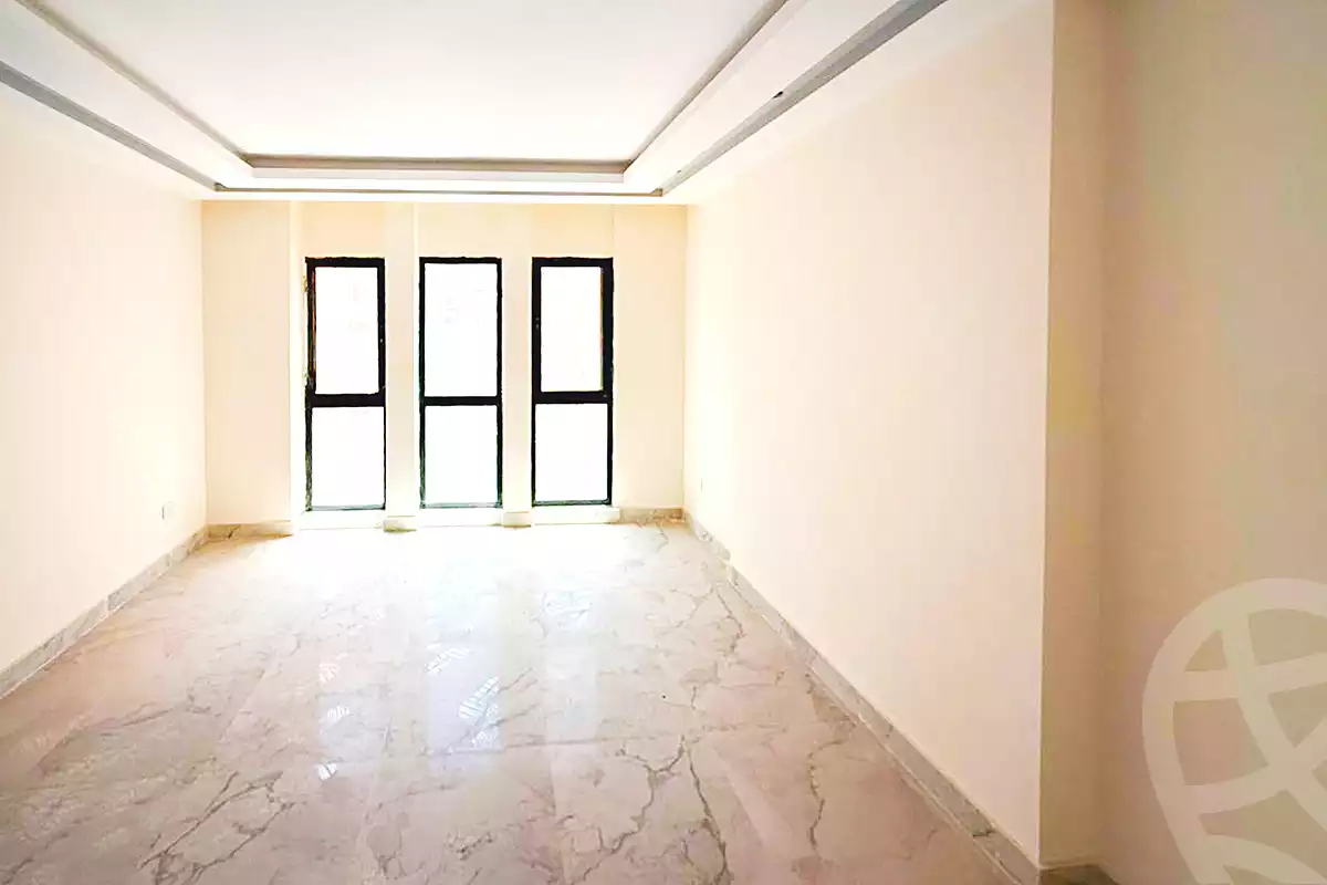 https://aqarmap.com.eg/en/listing/7091900-for-rent-alexandria-roshdy-roushdy-st
