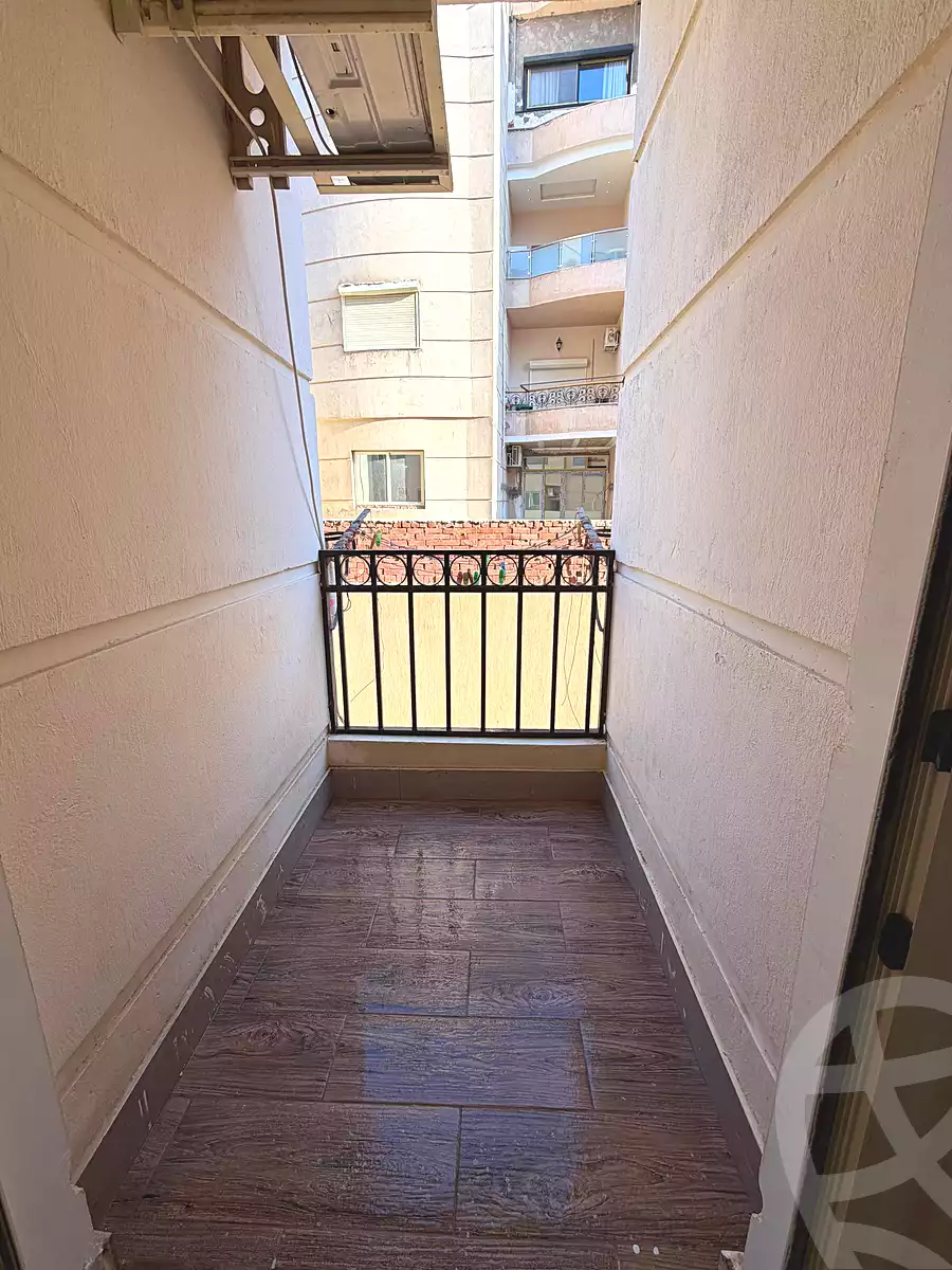 https://aqarmap.com.eg/ar/listing/7091948-for-sale-cairo-new-cairo-el-narges-el-narges-2-pilot-halawany-st
