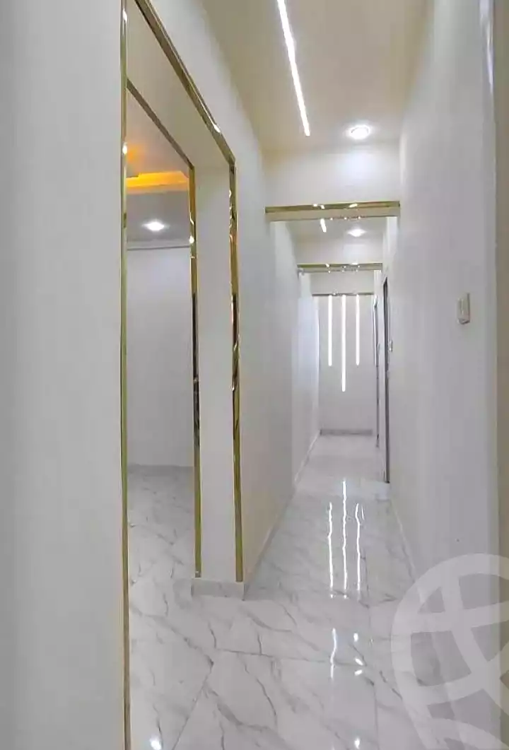 https://aqarmap.com.eg/en/listing/7091949-for-sale-alexandria-al-agamy-lbytsh-zayed-st