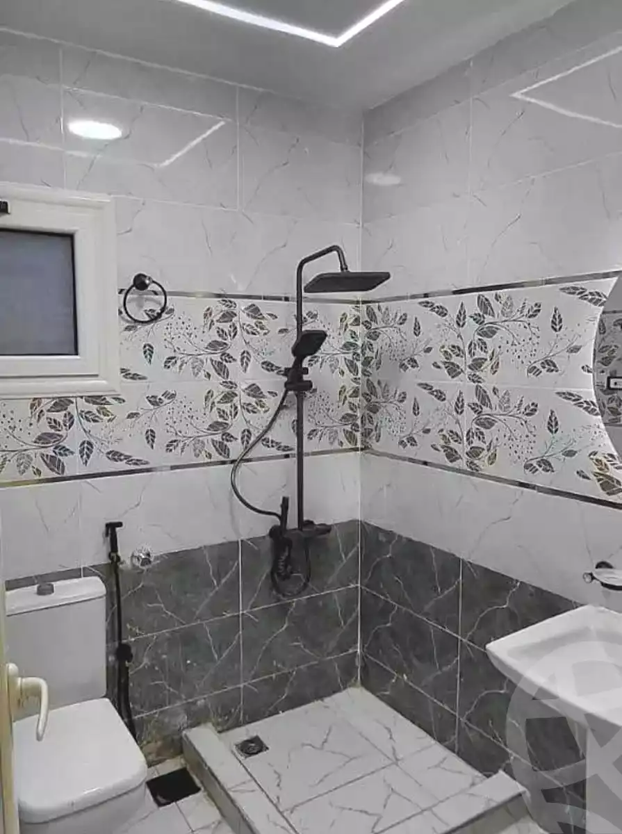 https://aqarmap.com.eg/ar/listing/7092351-for-sale-alexandria-al-agamy-lbytsh-shahr-al-assal-st