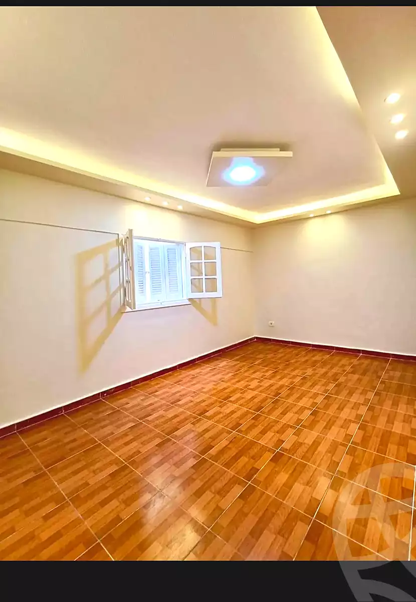 https://aqarmap.com.eg/en/listing/7092353-for-sale-alexandria-miami-street-57