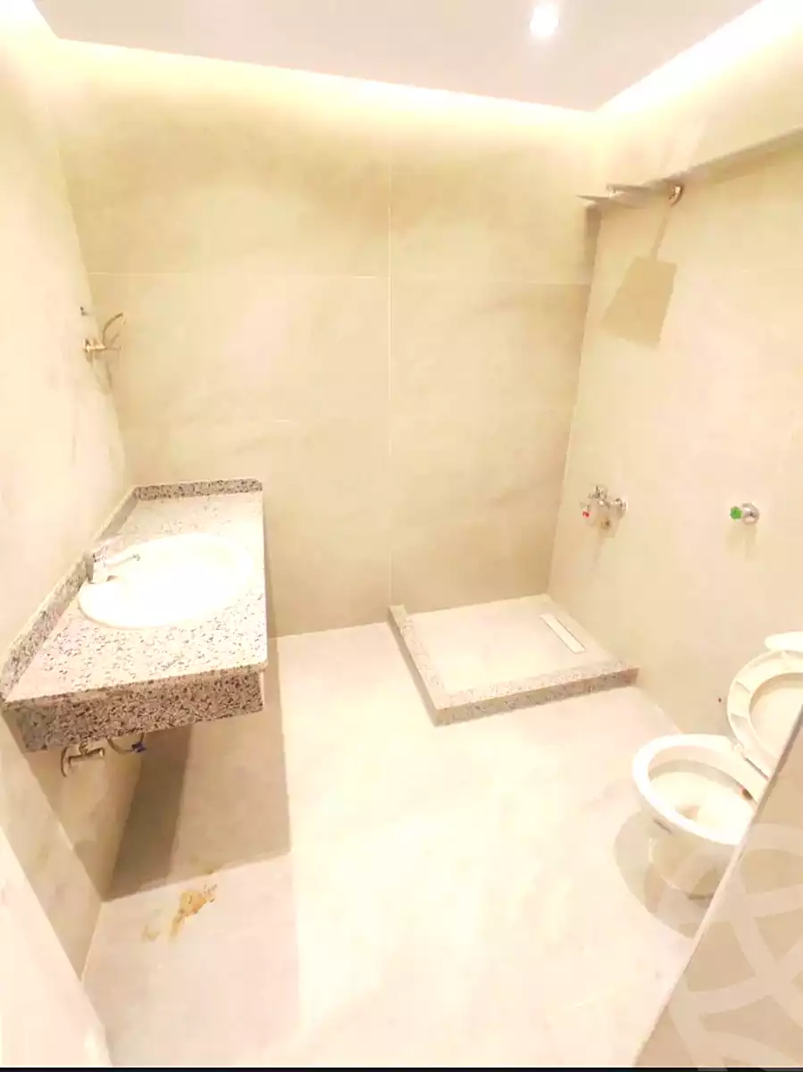 https://aqarmap.com.eg/en/listing/7092421-for-sale-alexandria-sydy-bshr-sydy-bshr-bhry-khalil-hamada-st
