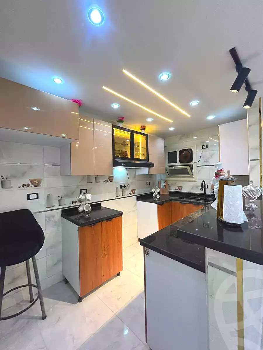 https://aqarmap.com.eg/ar/listing/7092556-for-sale-cairo-ain-shams-ahmed-esmat-st