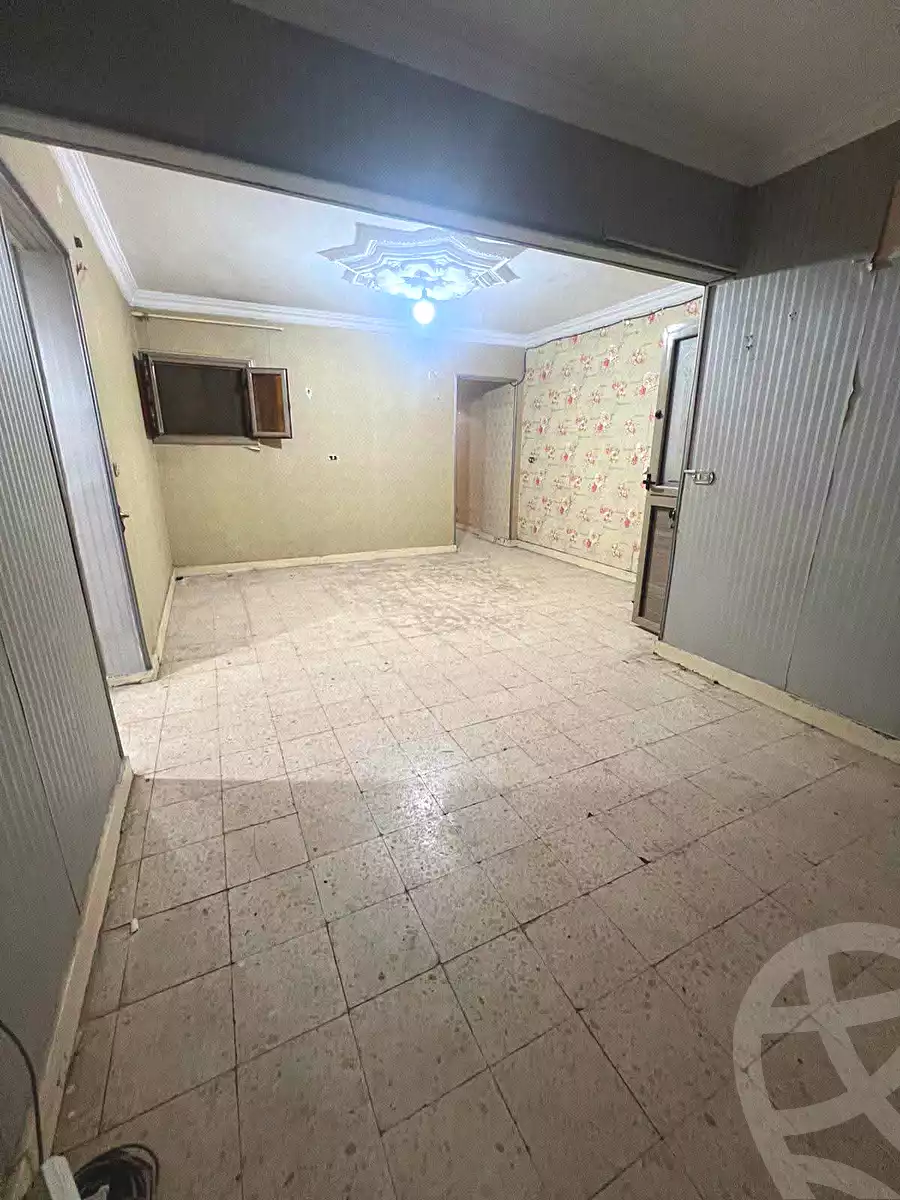 https://aqarmap.com.eg/ar/listing/7092592-for-sale-cairo-helwan-el-shareaa-el-sharby-st