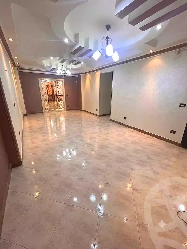 https://aqarmap.com.eg/ar/listing/7092689-for-sale-cairo-hadayek-el-ahram-el-khazan-st