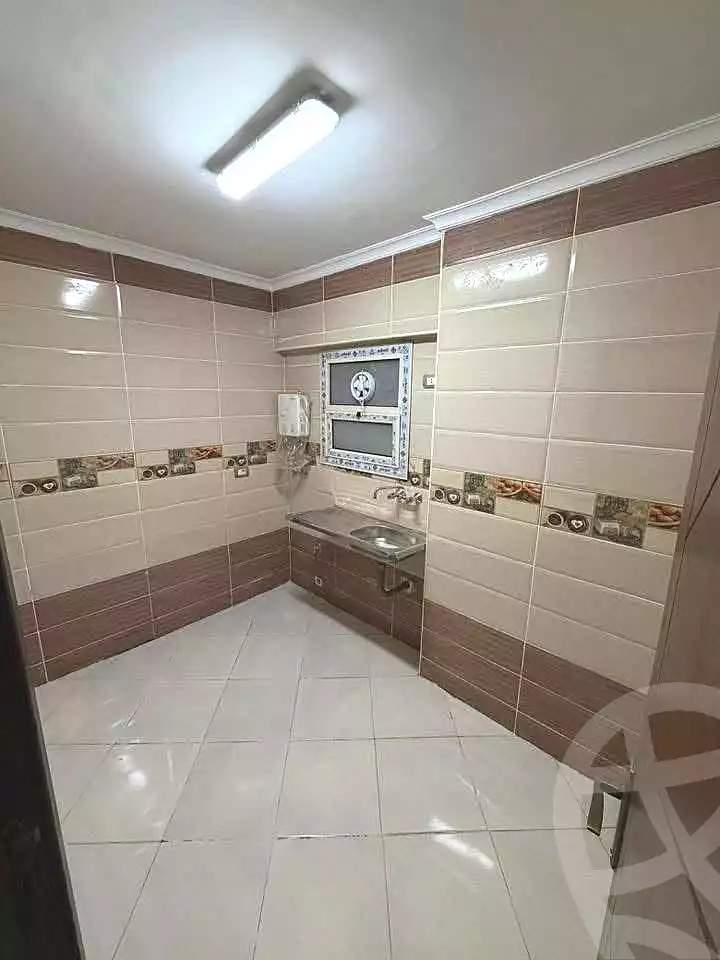 https://aqarmap.com.eg/en/listing/7092751-for-rent-cairo-ain-shams-jsr-lswys