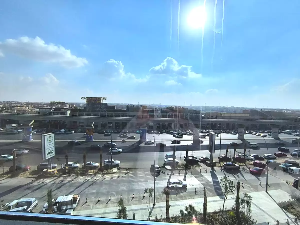 https://aqarmap.com.eg/ar/listing/6857646-for-rent-cairo-new-cairo-90th-street-south-teseen-st