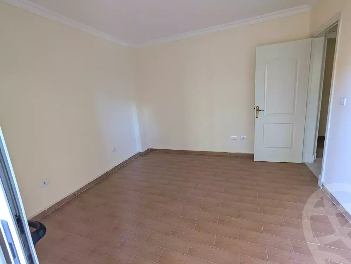 https://aqarmap.com.eg/en/listing/7092968-for-sale-cairo-new-cairo-compounds-dar-misr-el-koronfel