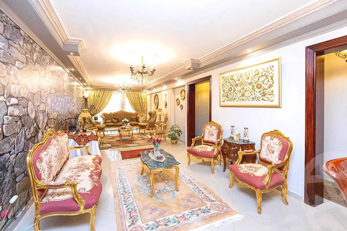 https://aqarmap.com.eg/ar/listing/7093012-for-sale-alexandria-fleming-ahmed-basha-tork-st