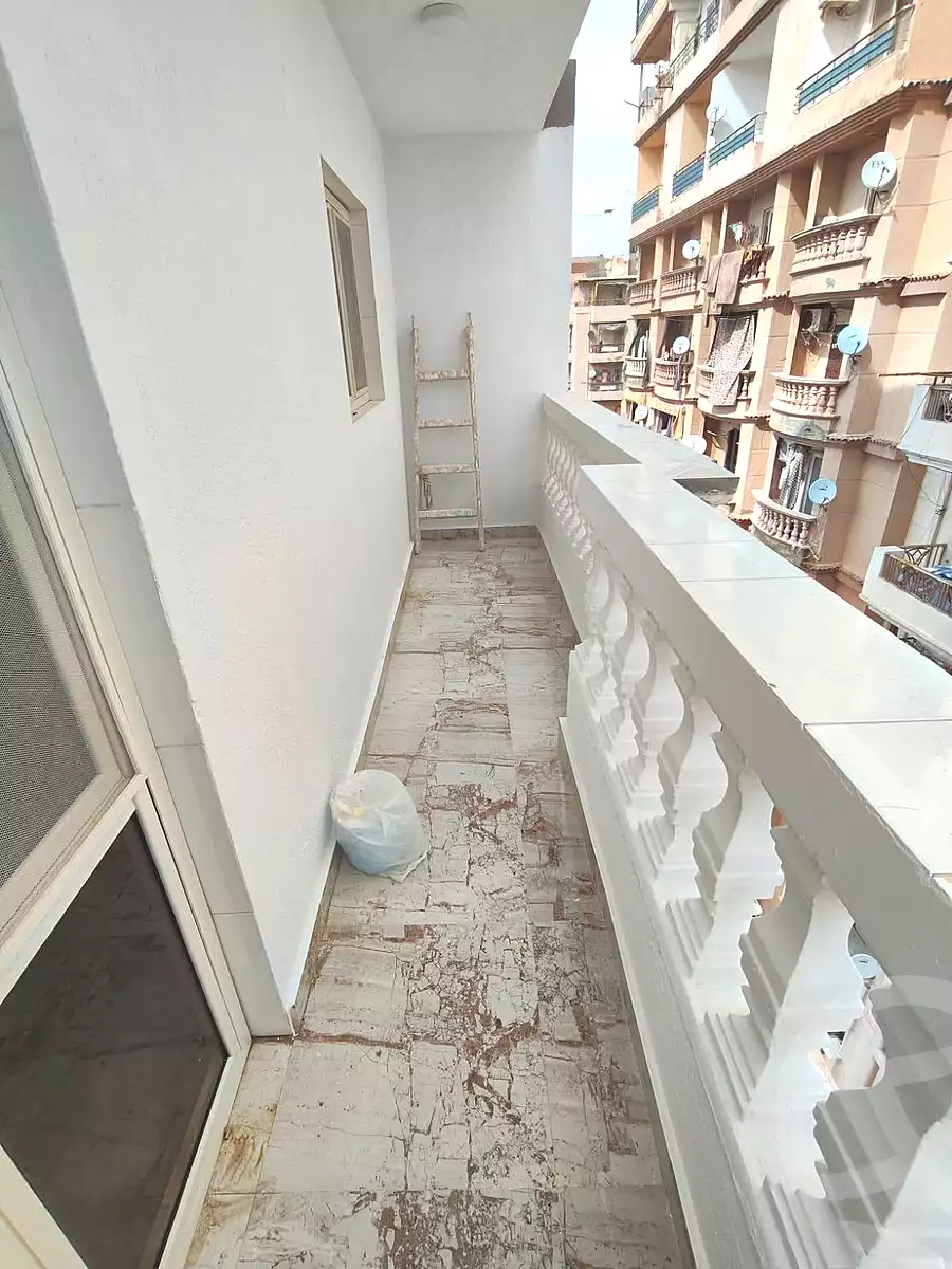 https://aqarmap.com.eg/ar/listing/7093351-for-sale-alexandria-sydy-bshr-sydy-bshr-bhry-khalil-hamada-st