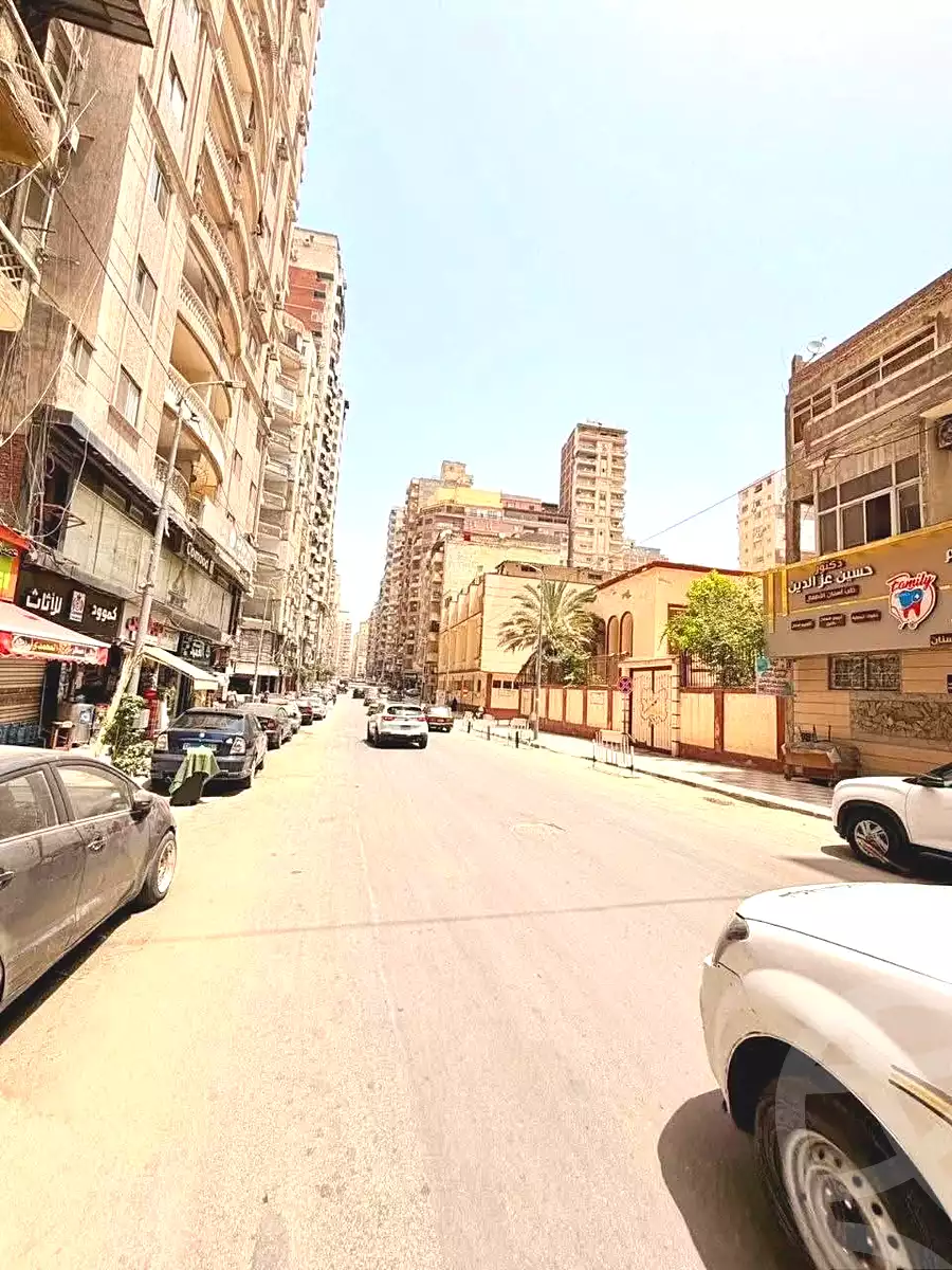 https://aqarmap.com.eg/ar/listing/7093372-for-sale-alexandria-sydy-bshr-sydy-bshr-bhry-shr-khld-bn-lwlyd