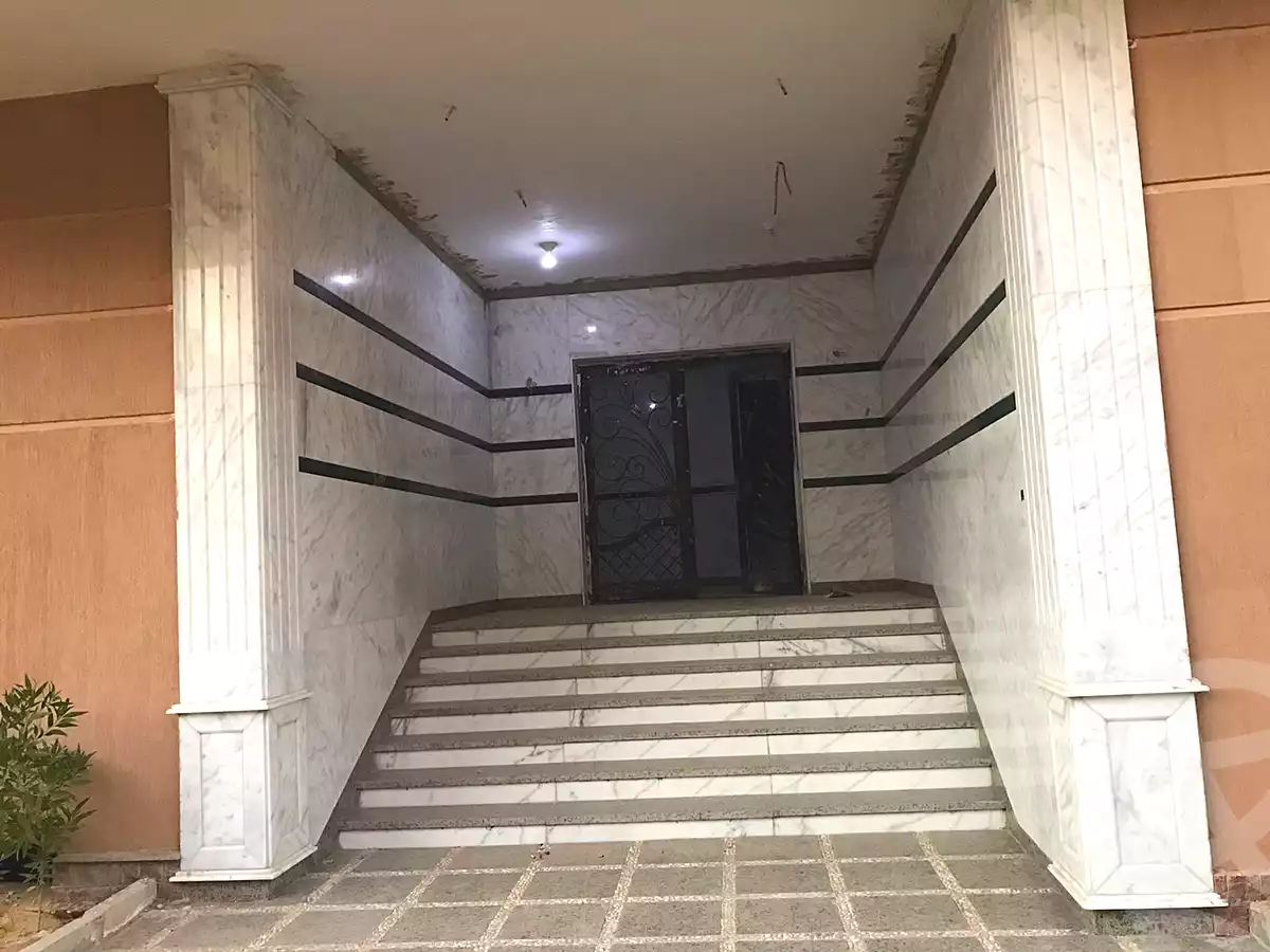 https://aqarmap.com.eg/ar/listing/7093498-for-sale-cairo-new-cairo-el-banafsg-el-banafsag-omarat-qt-342