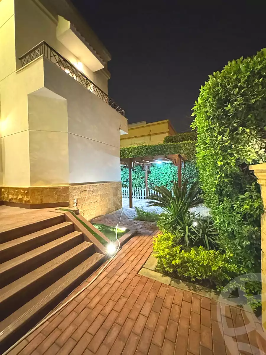 https://aqarmap.com.eg/ar/listing/7093621-for-rent-cairo-new-cairo-lrhb-city-phase-1-ahmed-rami-st