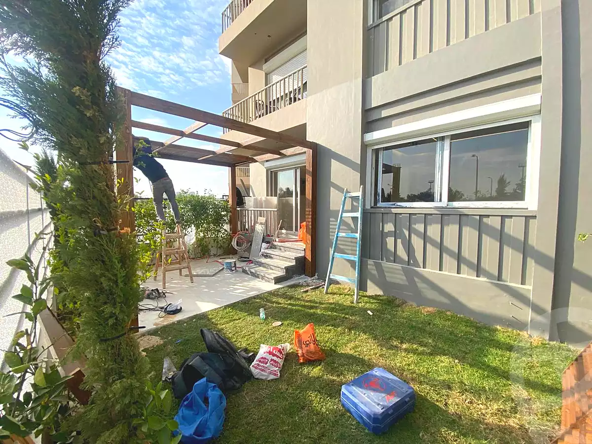 https://aqarmap.com.eg/en/listing/7093636-for-sale-cairo-new-cairo-compounds-hyde-park-centre-ville-hyde-park