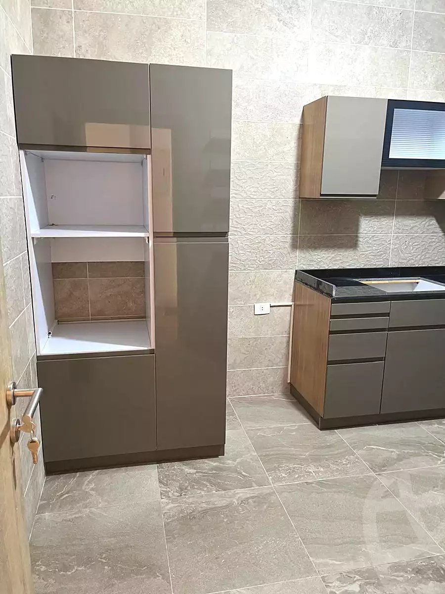 https://aqarmap.com.eg/ar/listing/7093692-for-rent-cairo-new-cairo-compounds-fifth-square
