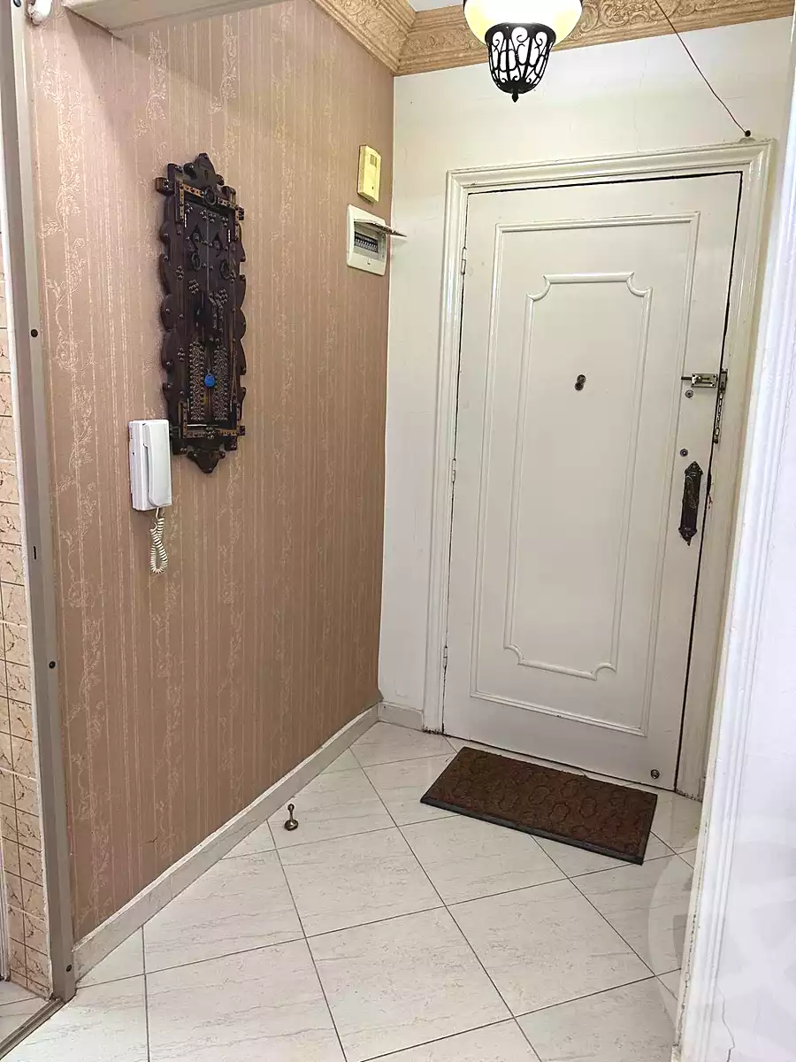 https://aqarmap.com.eg/en/listing/7094030-for-sale-alexandria-el-asafra-salman-el-farsi-st