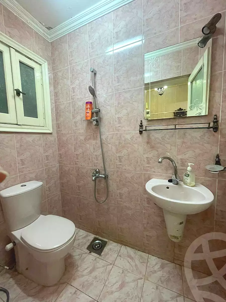 https://aqarmap.com.eg/en/listing/7094030-for-sale-alexandria-el-asafra-salman-el-farsi-st
