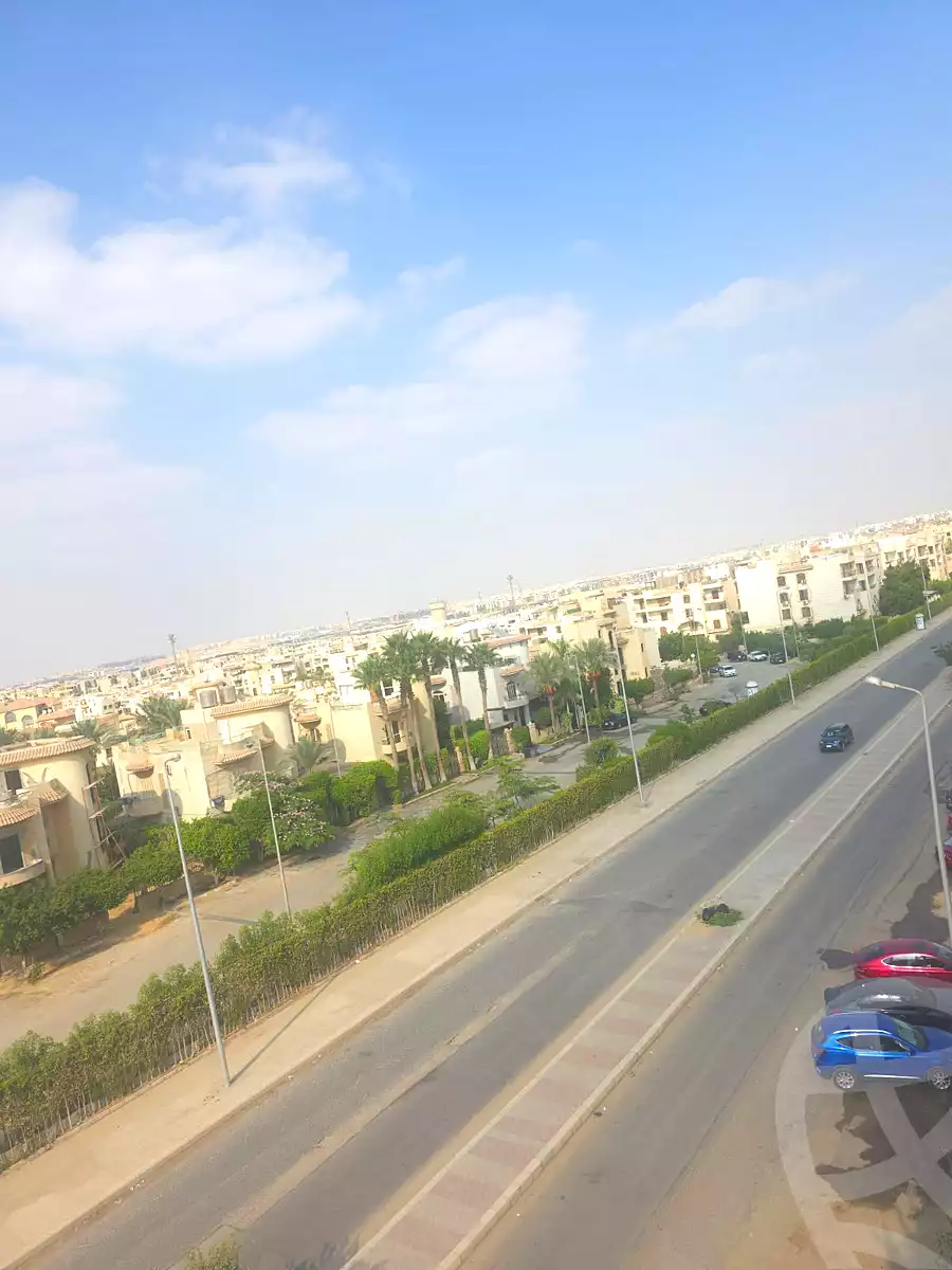 https://aqarmap.com.eg/ar/listing/7094164-for-sale-cairo-new-cairo-south-investors-zizinia-st
