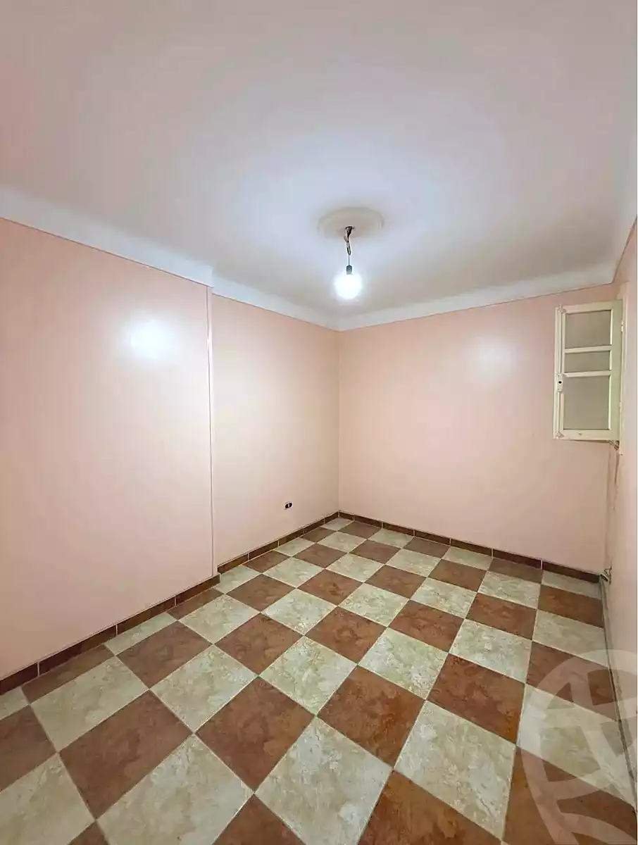 https://aqarmap.com.eg/en/listing/7094228-for-sale-alexandria-sydy-bshr-sydy-bshr-qbly-salah-el-din-st