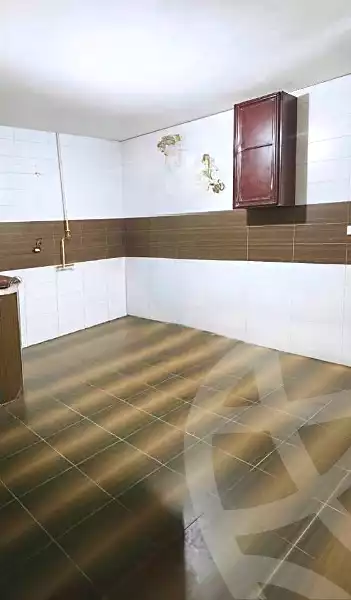 https://aqarmap.com.eg/en/listing/7094412-for-sale-alexandria-al-agamy-el-hanouvel-kasr-al-quiri-st-1