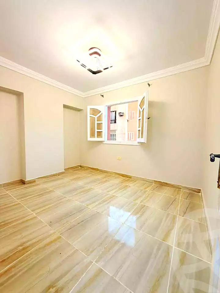 https://aqarmap.com.eg/ar/listing/7091459-for-sale-alexandria-al-agamy-shataa-el-nakheel