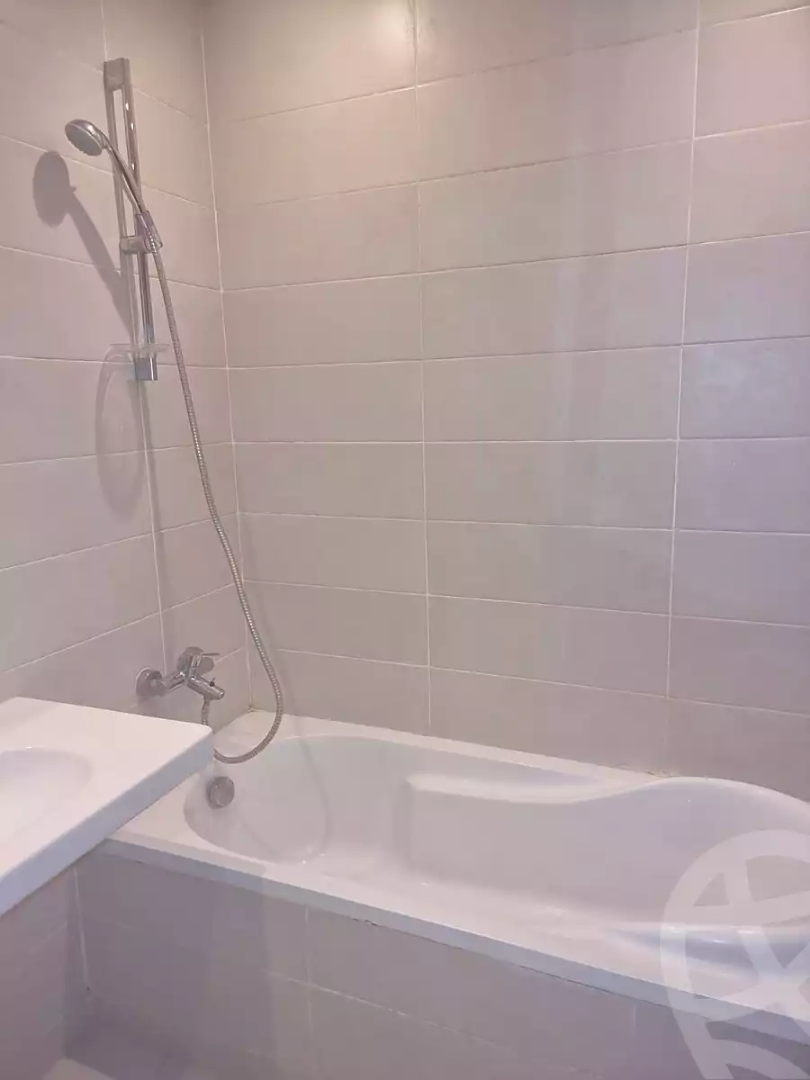 https://aqarmap.com.eg/ar/listing/7094690-for-rent-cairo-new-cairo-compounds-cairo-festival-city-dh-bwdywm-cairo-festival-city