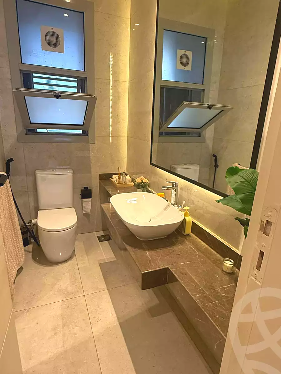 https://aqarmap.com.eg/en/listing/7094763-for-sale-cairo-new-cairo-compounds-kmbwnd-fyldj-jyt-blm-hylz