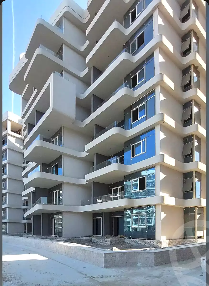 https://aqarmap.com.eg/ar/listing/7095101-for-sale-cairo-new-administrative-capital-r7-kmbwnd-syrnw-nyw-bln-llttwyr