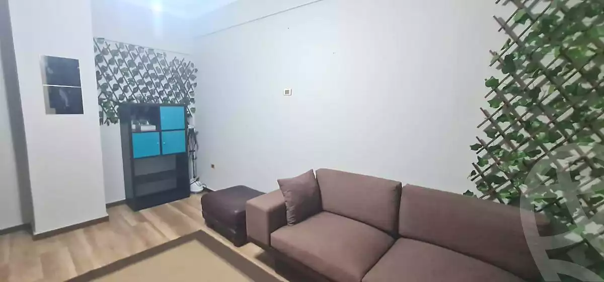 https://aqarmap.com.eg/ar/listing/7095115-for-rent-cairo-new-cairo-compounds-kmbwnd-lnkhyl