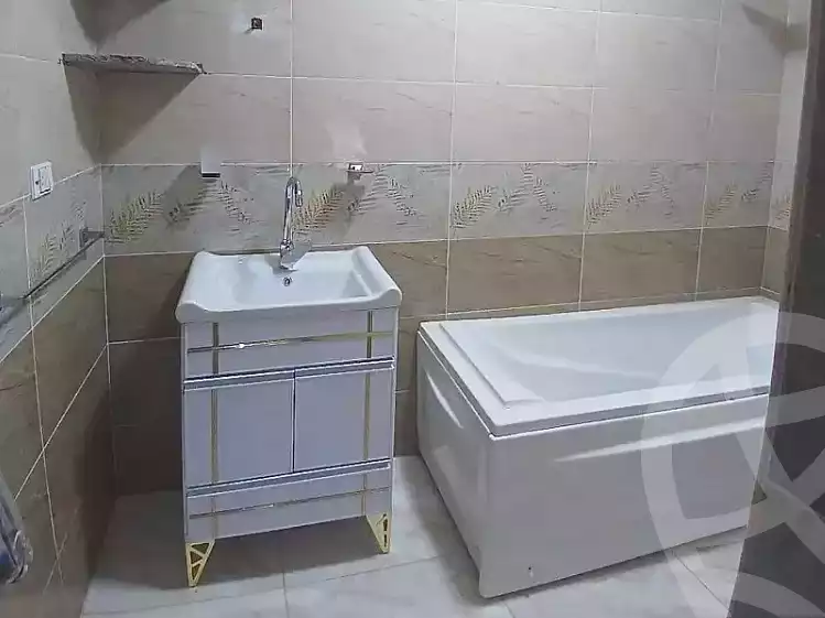 https://aqarmap.com.eg/ar/listing/7095363-for-sale-cairo-ain-shams-ahmed-esmat-st