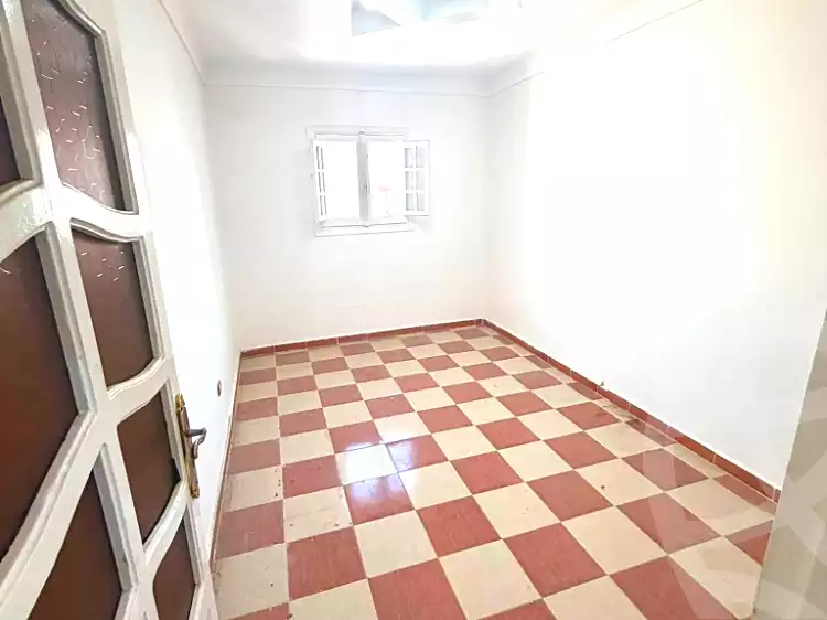 https://aqarmap.com.eg/ar/listing/7095585-for-sale-alexandria-lsywf-el-falki