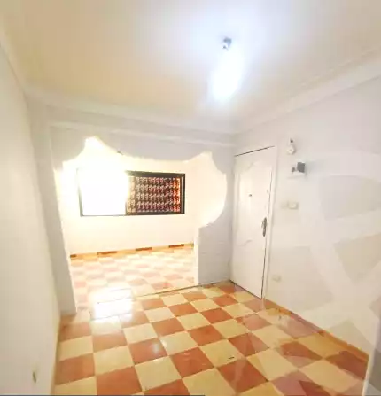 https://aqarmap.com.eg/ar/listing/7095886-for-sale-alexandria-lsywf-el-falki