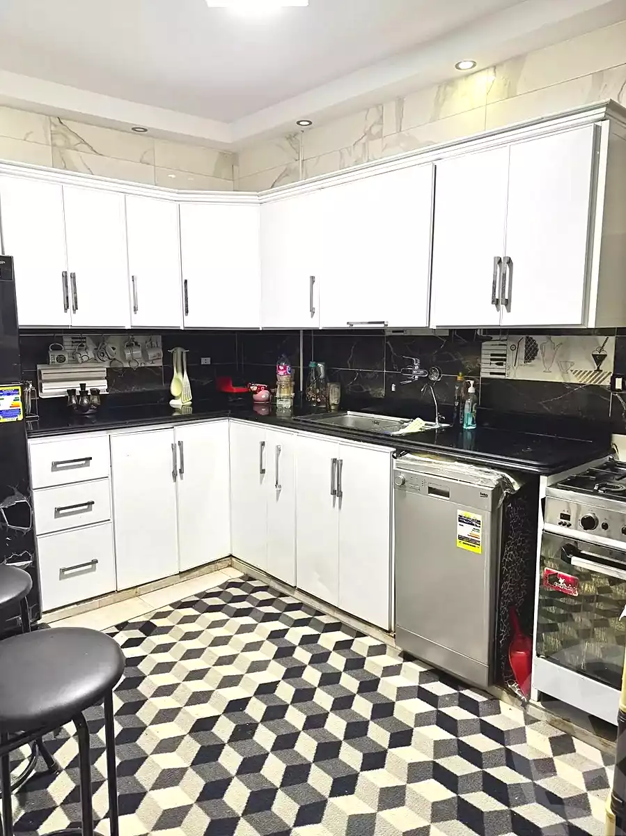 https://aqarmap.com.eg/ar/listing/7095946-for-sale-alexandria-al-agamy-lbytsh-bianchiii