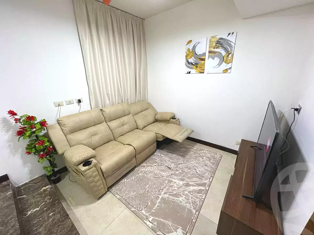 https://aqarmap.com.eg/en/listing/7095981-for-rent-cairo-new-cairo-compounds-nyoum-nyw-kyrw