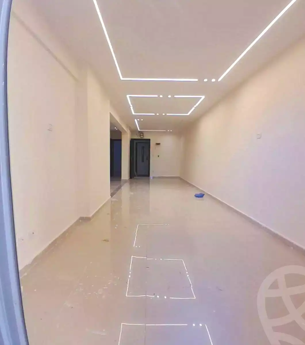 https://aqarmap.com.eg/ar/listing/7095991-for-sale-alexandria-el-asafra-shr-45