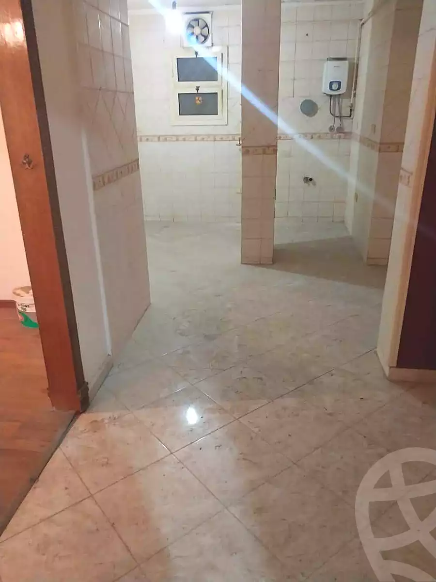 https://aqarmap.com.eg/en/listing/7096005-for-sale-alexandria-ganaklis