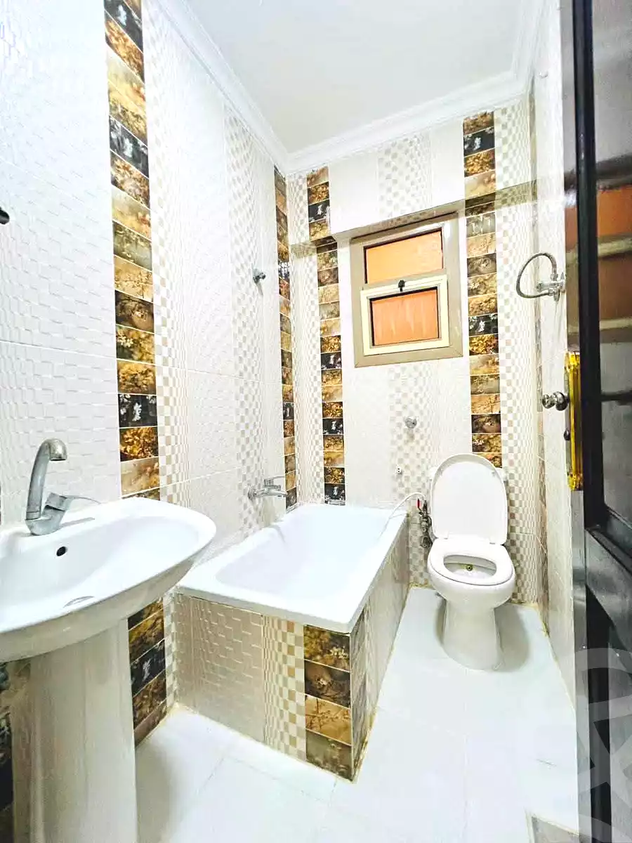 https://aqarmap.com.eg/ar/listing/7096320-for-sale-alexandria-al-agamy
