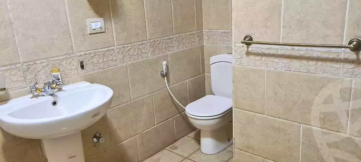 https://aqarmap.com.eg/en/listing/7096361-for-rent-cairo-nasr-city-makram-ebeid