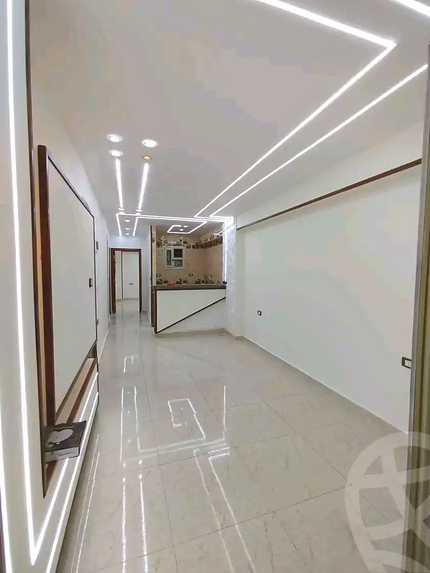 https://aqarmap.com.eg/ar/listing/7096381-for-sale-alexandria-lsywf-el-falki