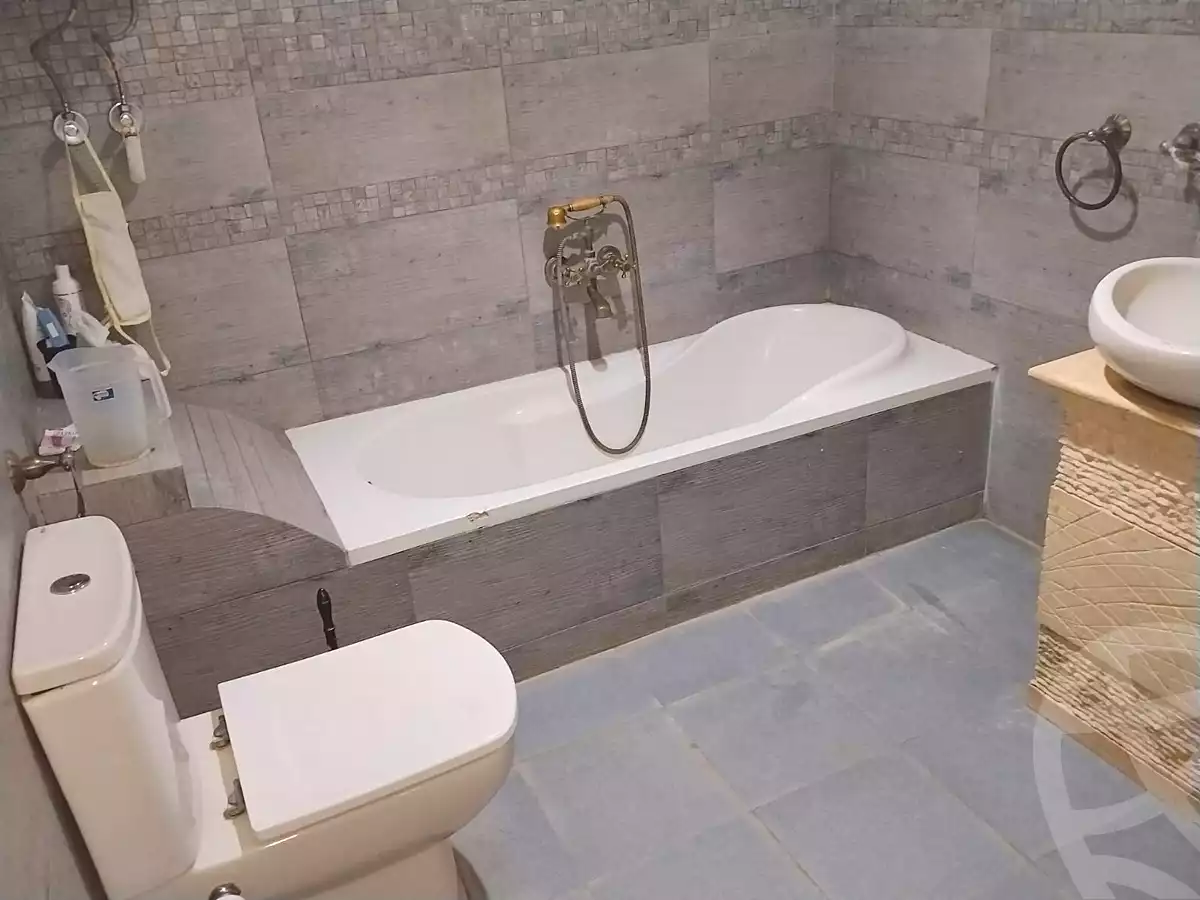 https://aqarmap.com.eg/ar/listing/7096513-for-sale-cairo-el-maadi-saqr-quraish-sakr-kourish-buildings