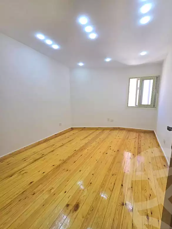 https://aqarmap.com.eg/en/listing/7096568-for-sale-alexandria-miami-mahmoud-el-isawy-st