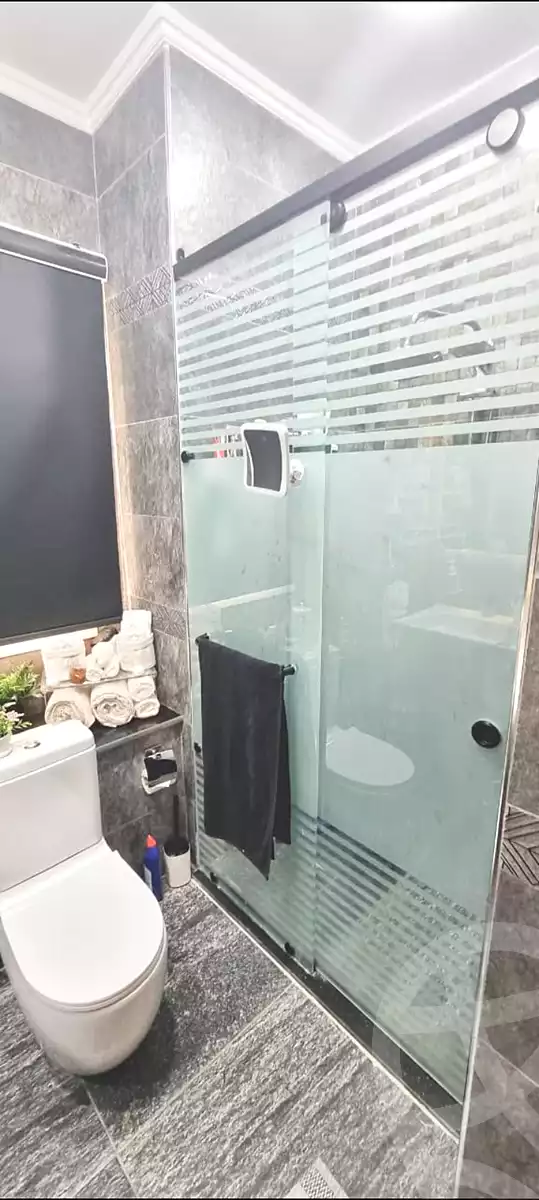 https://aqarmap.com.eg/en/listing/7096873-for-rent-cairo-new-cairo-compounds-hyde-park