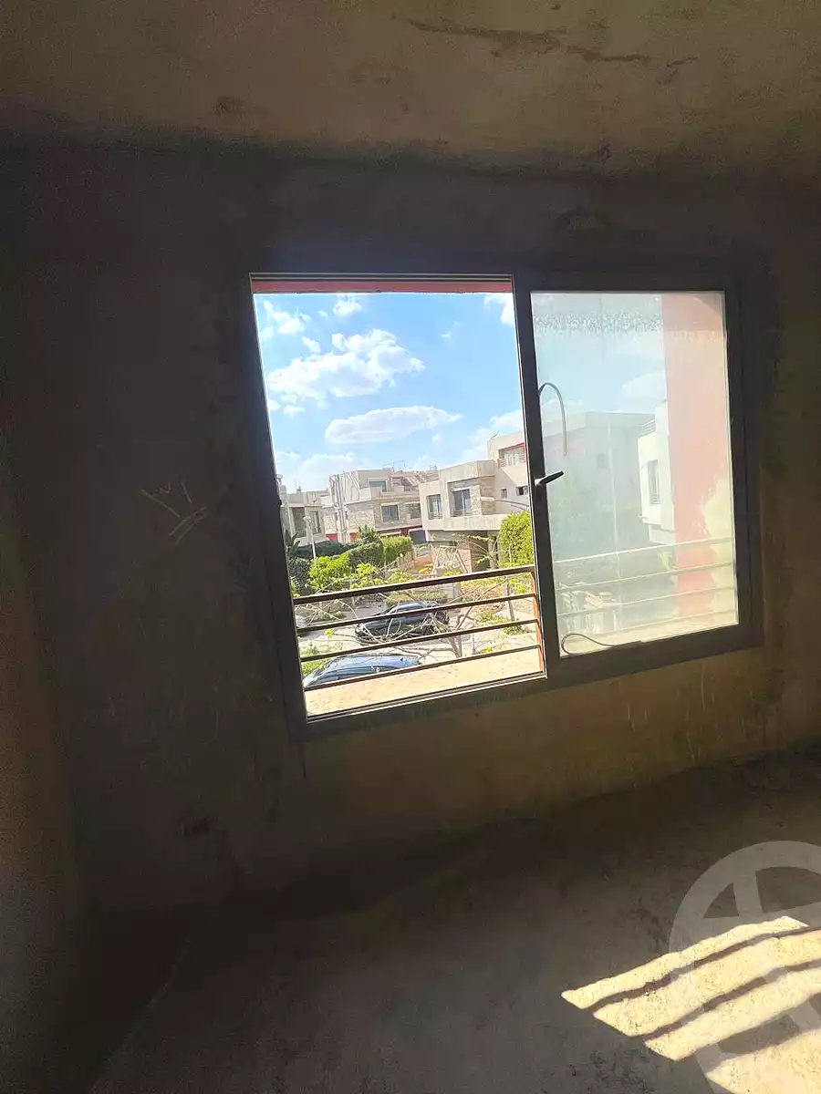 https://aqarmap.com.eg/ar/listing/7096941-for-sale-cairo-el-shorouk-lhy-lthmn-neighbourhood-1