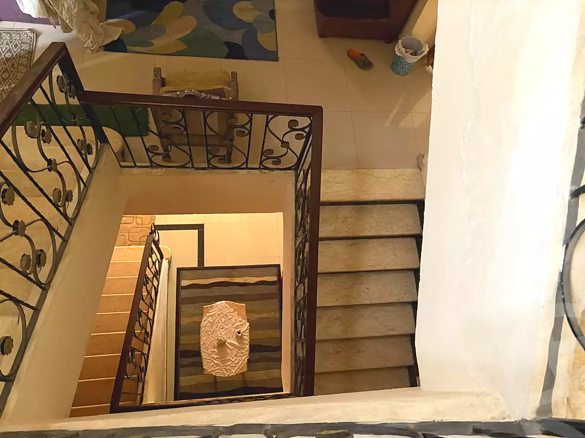 https://aqarmap.com.eg/ar/listing/7097029-for-sale-cairo-6th-of-october-el-ahyaa-neighborhood-1st-al-maahad